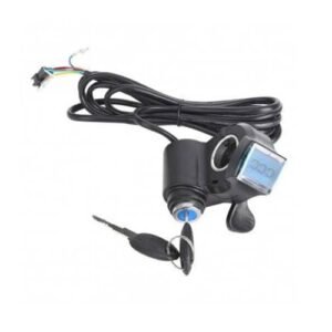 Llave de contacto con voltímetro y acelerador