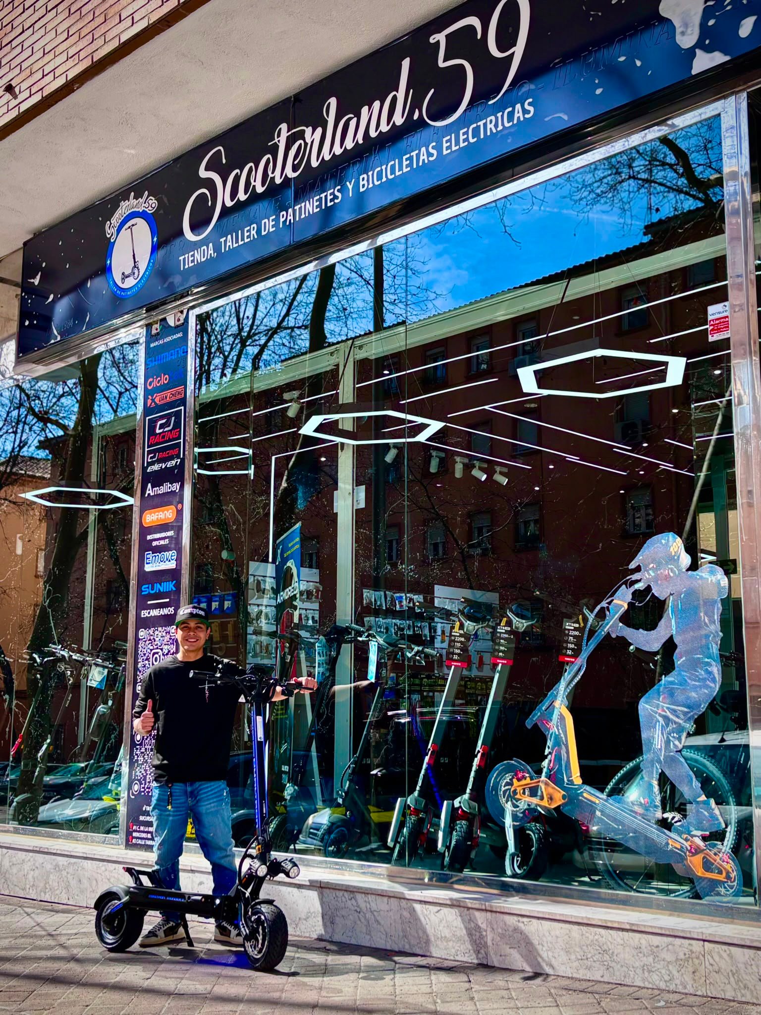 Scooterland59 taller de patinetes eléctricos en Madrid